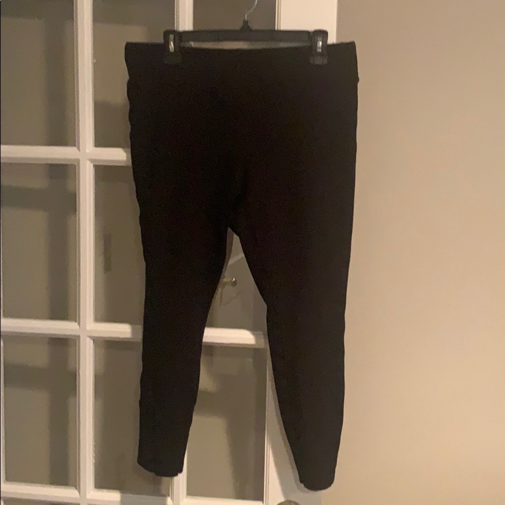 Loft brand Capri